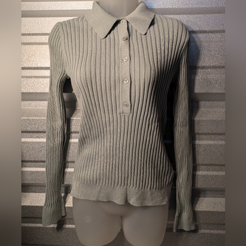 Athleta Ribbed Button Down Shirt - Light Gray